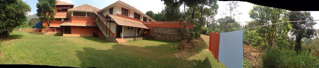 3 Hills County Kalpetta Bagian luar foto