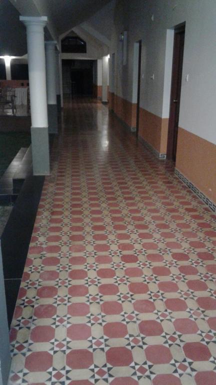 3 Hills County Kalpetta Bagian luar foto