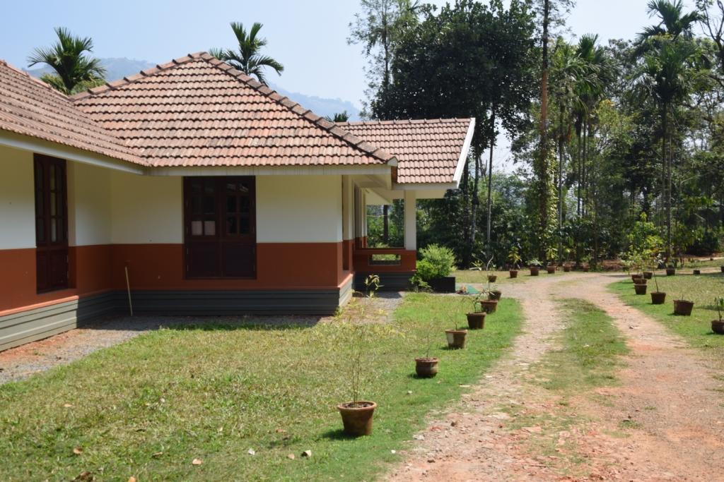 3 Hills County Kalpetta Bagian luar foto