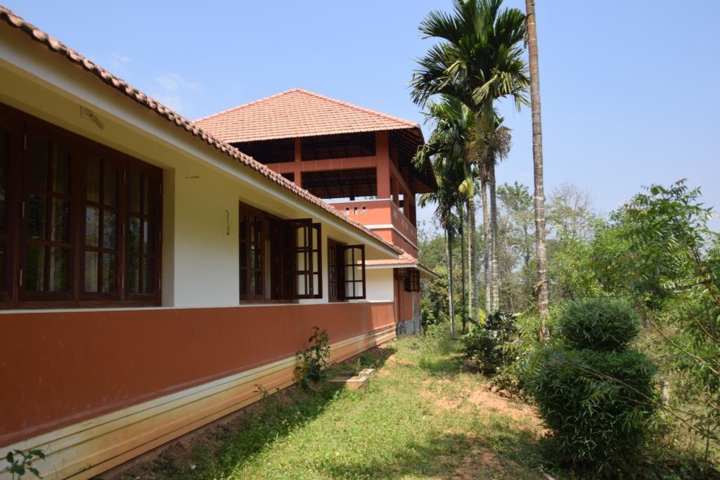 3 Hills County Kalpetta Bagian luar foto